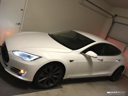 Tesla Model S.JPG